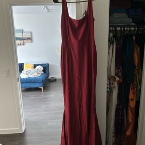 Elegant Red Sleeveless Dress